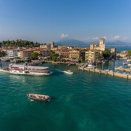 Sorridi Al Lago Сірміоне Екстер'єр фото
