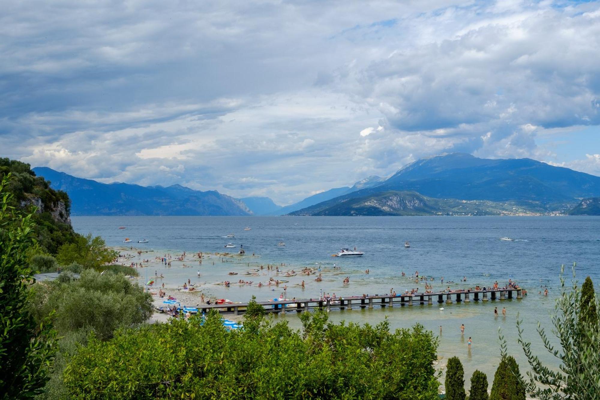 Sorridi Al Lago Сірміоне Екстер'єр фото
